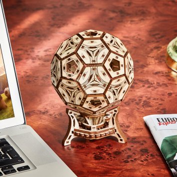 Houten model voetbalbokaal