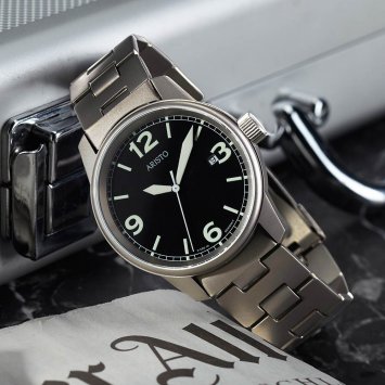 Horloge 'ARISTO TITAN'