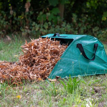 Bladverzamelaar met veegfunctie