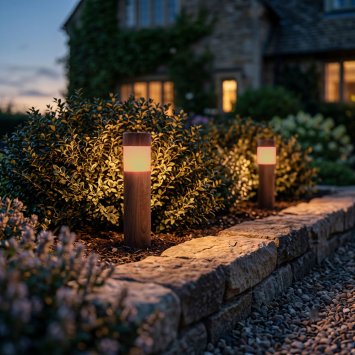 Lampen met vlammotief in houtlook