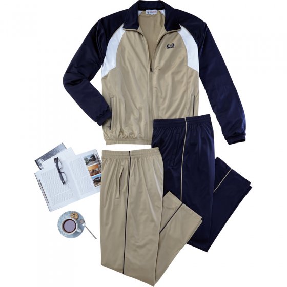 Sportpak met twee broeken