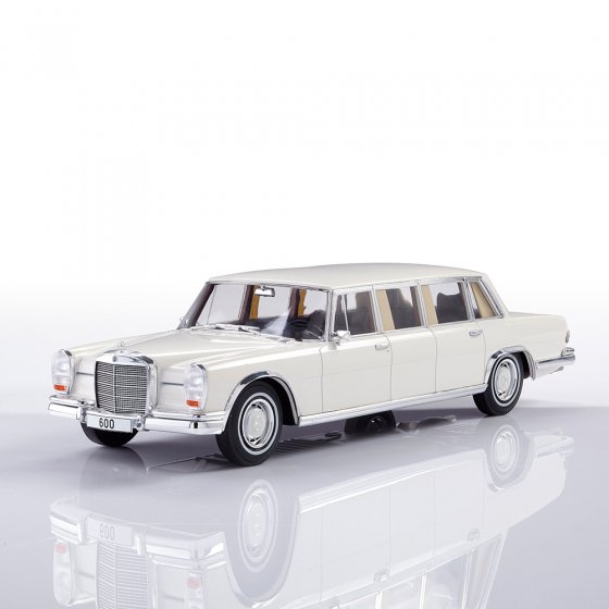 Mercedes Benz 600 Pullman 