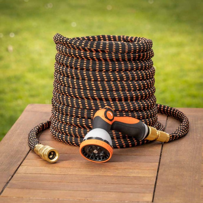 Flexibele tuinslang met snelkoppelingen