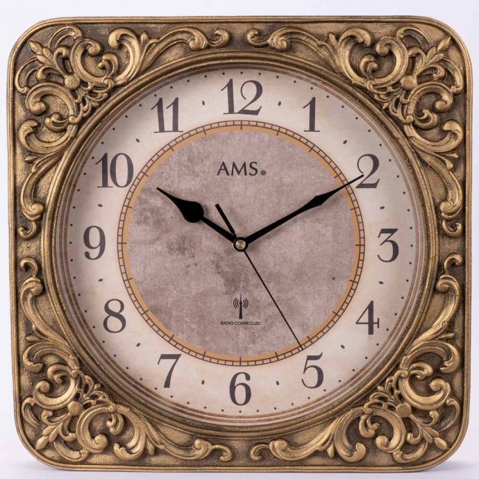 Radiogestuurde wandklok ’decor’