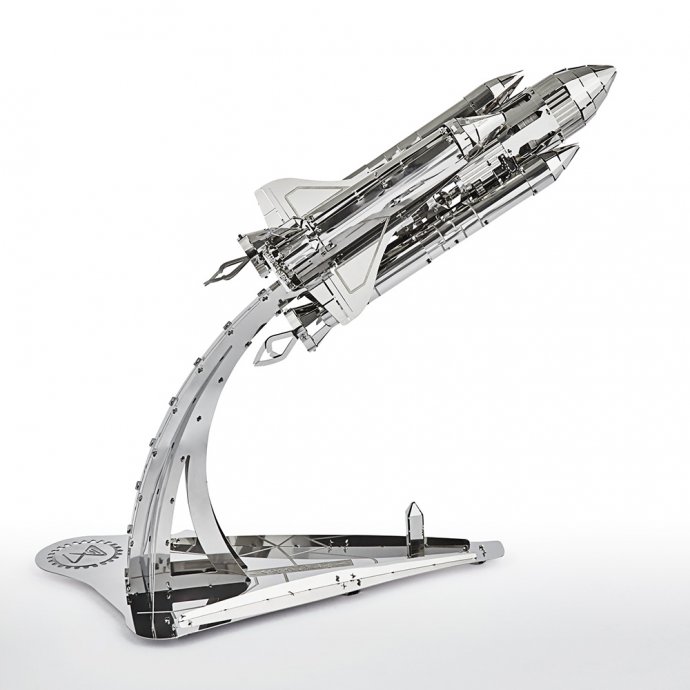 Model-spaceshuttle van metaal