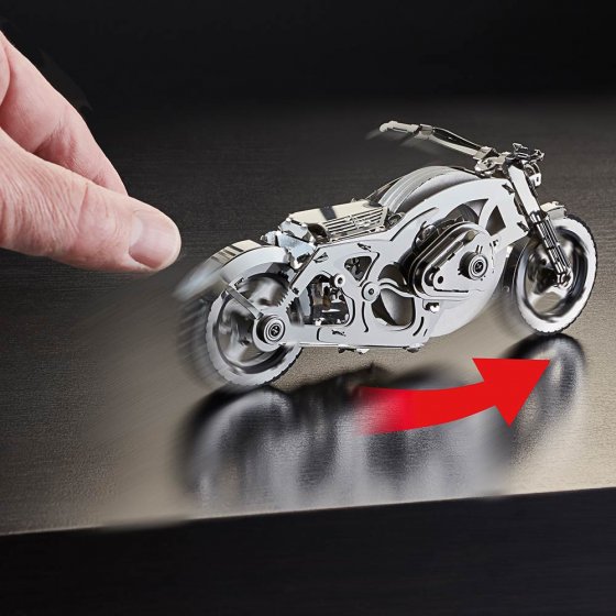 Metalen model ’Chrome Rider’