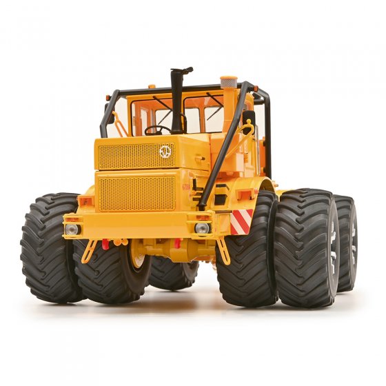 Kirovets K-700 A 