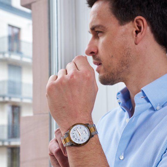 Radiogestuurd horloge 'BiColor' met verwisselbare band 