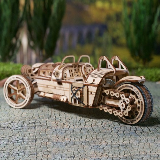 Houten model driewieler 