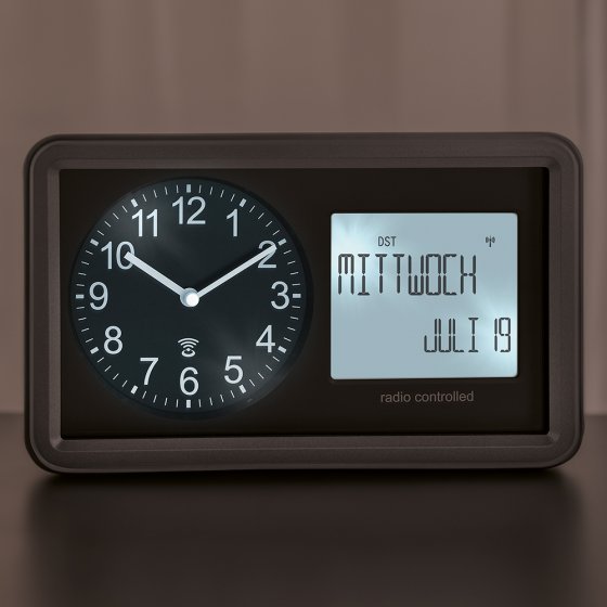 Analoge radiogestuurde klok met kalender 