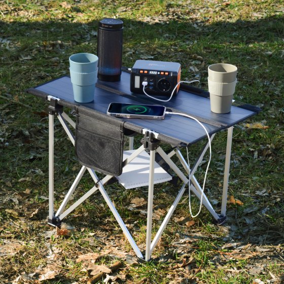 Inklapbare campingtafel met zonnepaneel