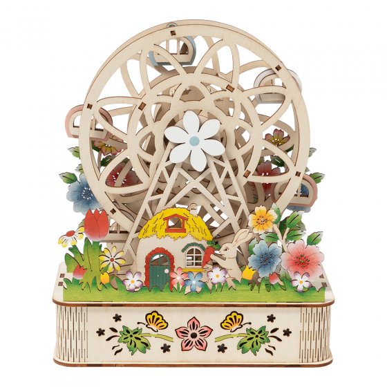 Draaiende houten reuzenrad 