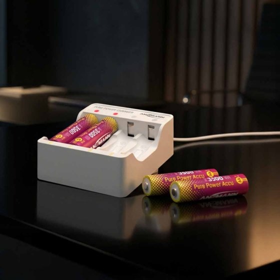 Pure Power-batterijen 4xAAA met oplaadmodule 
