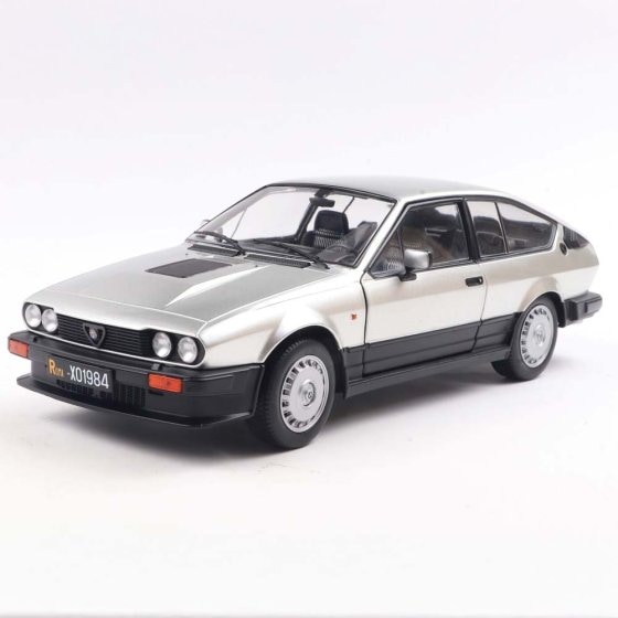 Alfa GTV6 1:18 