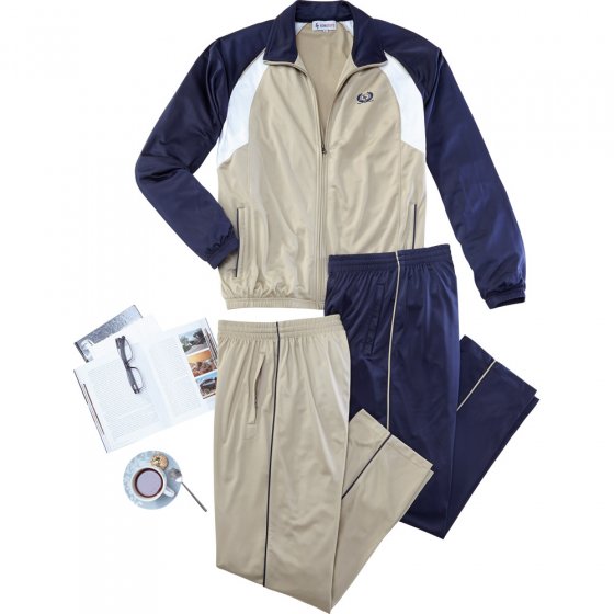 Sportpak met twee broeken
