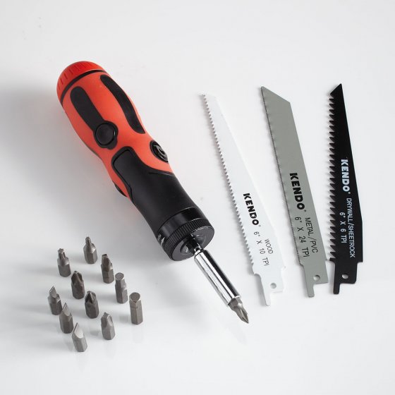 UW CADEAU: 17-DELIGE TOOLSET