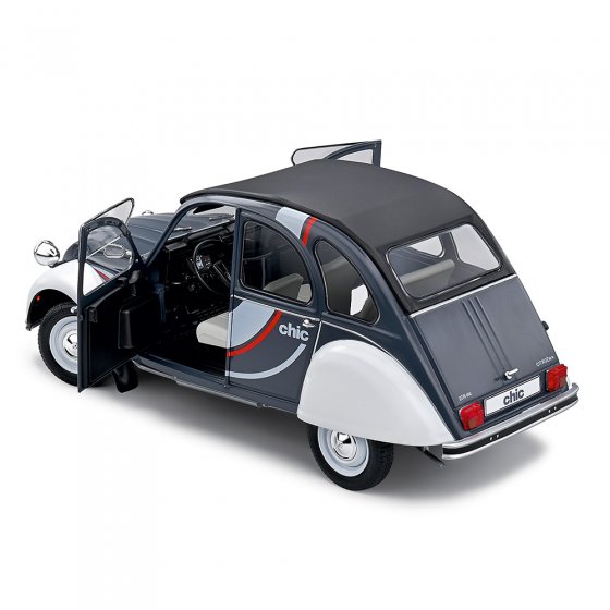 Citroën 2CV6 'Chic' 