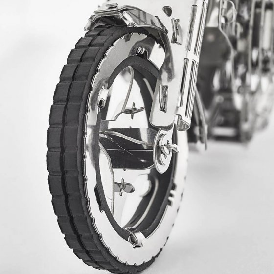 Metalen model ’Chrome Rider’