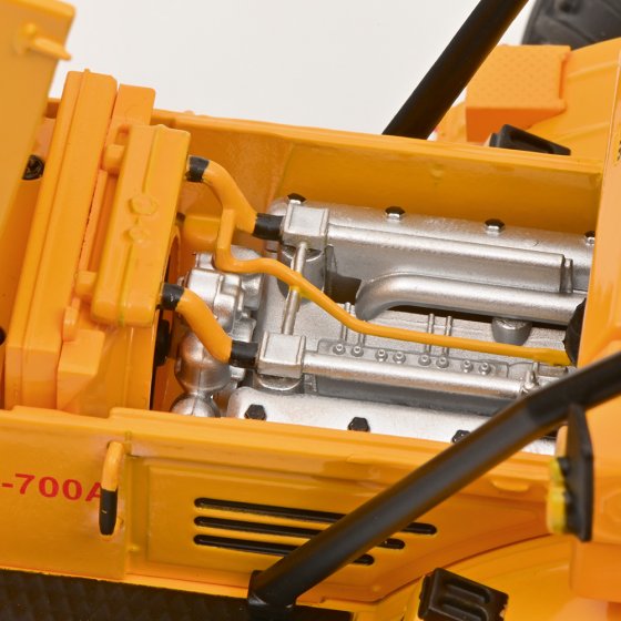 Kirovets K-700 A 