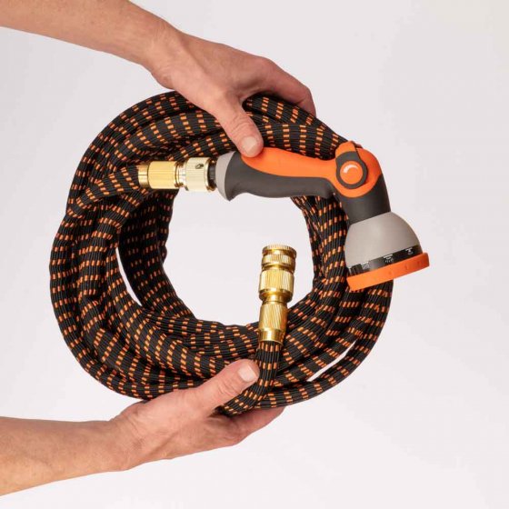 Flexibele tuinslang met messing-aansluitingen 