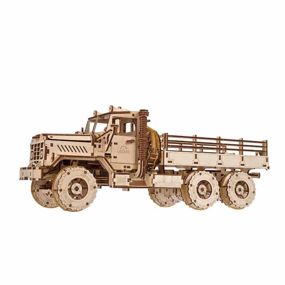 Houten vrachtwagen 