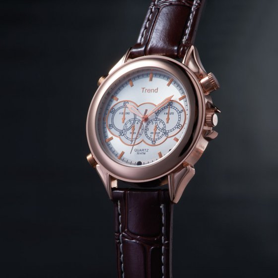 Elegant horloge met camera 