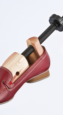 Comfort-schoenspanners van cederhout 