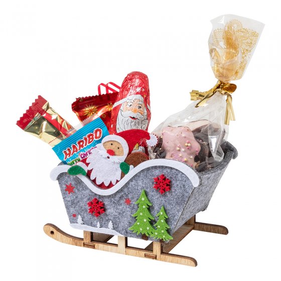 Sinterklaasslee met lekkernijen 