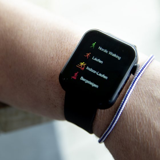 Slimme fitnesshorloge 