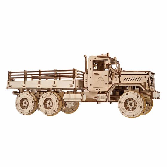 Houten vrachtwagen 