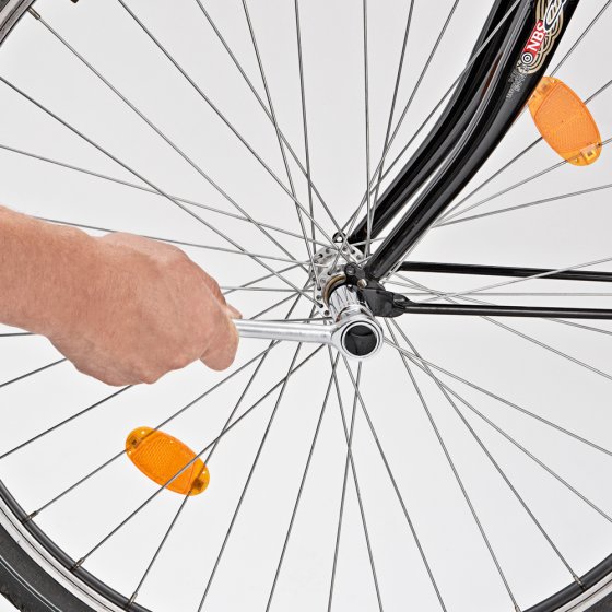 Omkeerbare sleutel met universele maat 