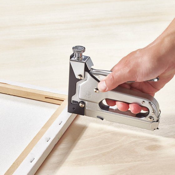 Metalen handtacker