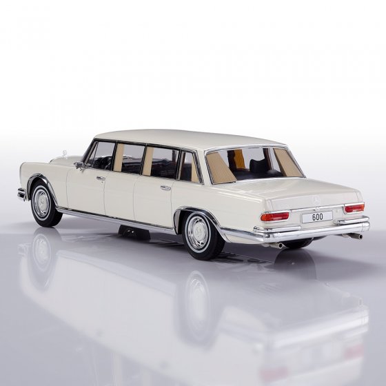 Mercedes Benz 600 Pullman 