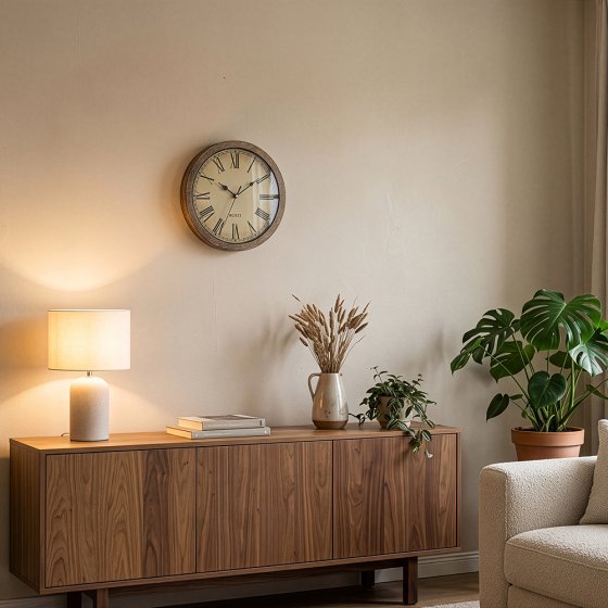 Elegante wandklok met opbergvakje 