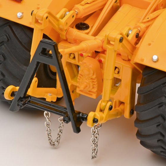 Kirovets K-700 A 