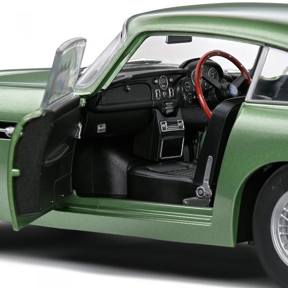 Aston Martin DB5 