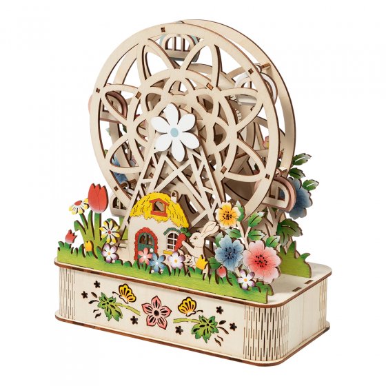 Draaiende houten reuzenrad 