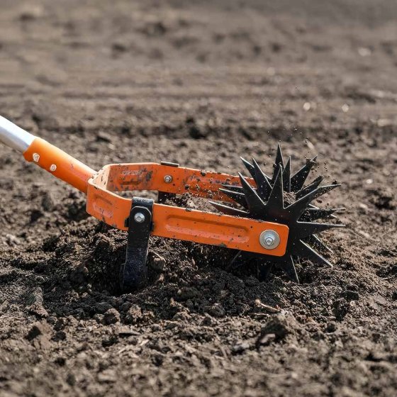 2-in-1-tuinfrees met onkruidmes 