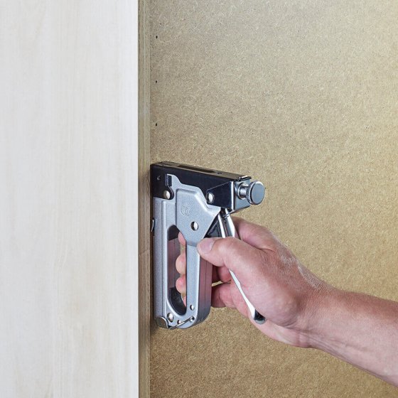 Metalen handtacker