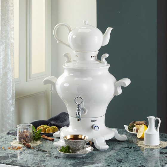 Porseleinen samowar ’Odette Blanc’