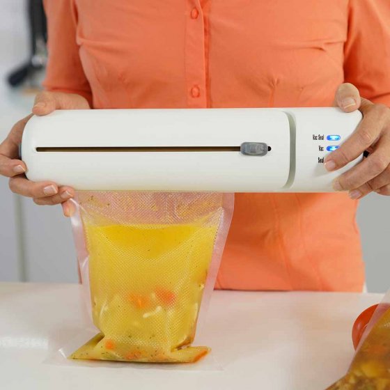 Vacumeermachine met foliesnijder 