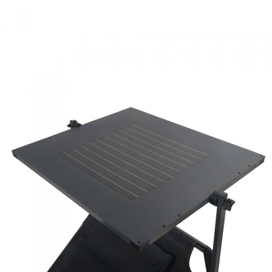 Inklapbaar ligbed met zonnepaneel