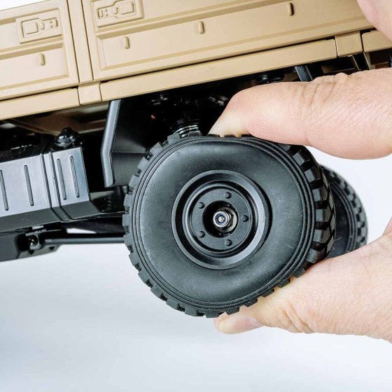 Radiografisch bestuurbare Mercedes-Benz Unimog U5023 