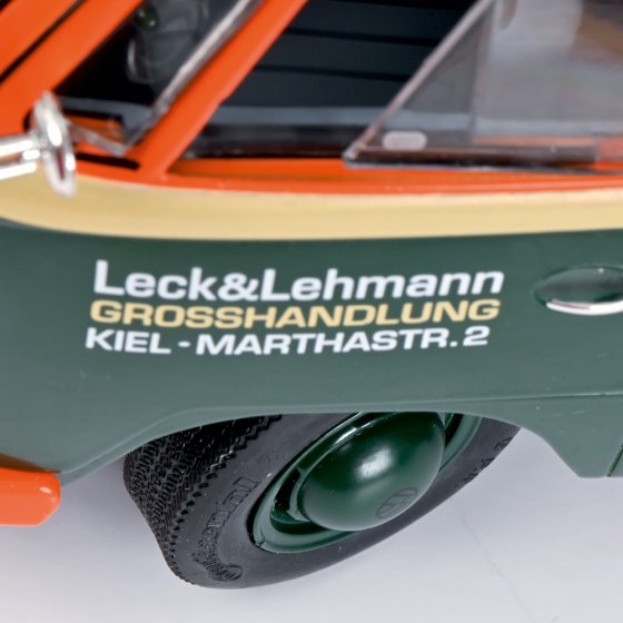 VW T1b 'Jägermeister' 